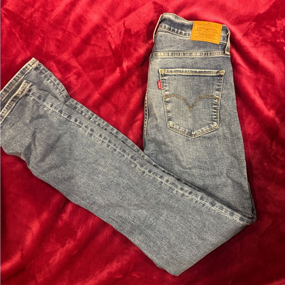 Levi's 724 High Rise Straight Jeans